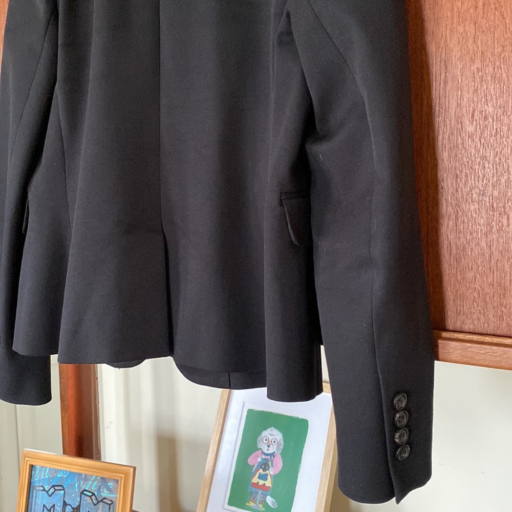 J Crew well constructed and lined petite jacket w/ slightly puffed sleeves - Picture 9 of 13